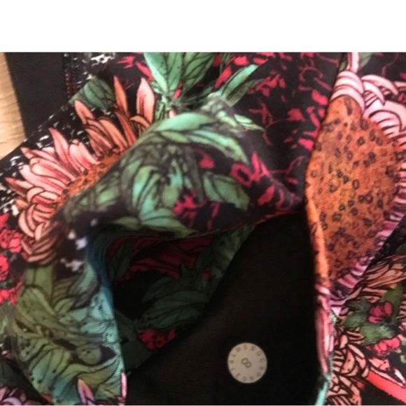 Lululemon Wunder Under Hi-Rise Tight Mesh Zen Garden Multi 28” size 8 - Picture 8 of 10